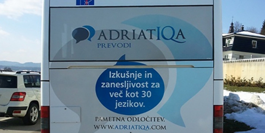 Werbung an Bussen | Sms Marketing d.o.o. | Werbung am hinteren Teil des Busses – Adriatiqa