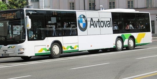 Oglaševanje na avtobusih | Sms Marketing d.o.o. | Oglas na levi strani avtobusa - Avtoval