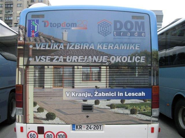 Oglaševanje na avtobusih | Sms Marketing d.o.o. | Oglas na zadnjem delu avtobusa - Dom trade