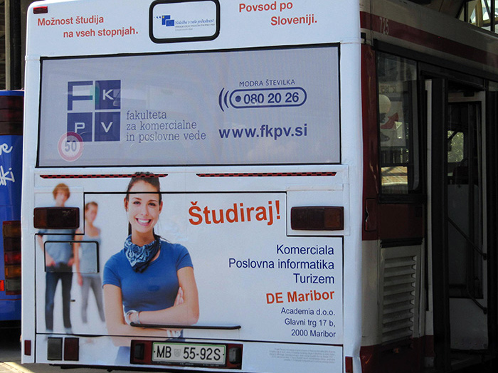 Oglaševanje na avtobusih | Sms Marketing d.o.o. | Oglas na zadnjem delu avtobusa - Fkpv