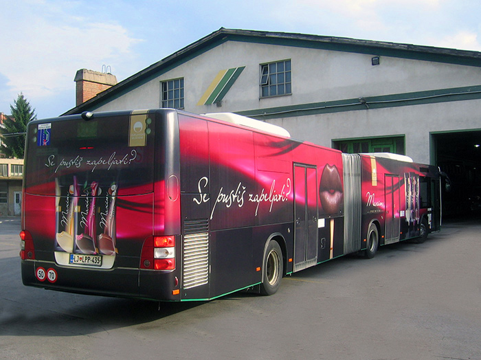 Oglaševanje na avtobusih | Sms Marketing d.o.o. | Oglas na avtobusu - celi avtobus - Ljubljanske mlekarne