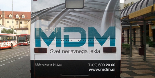 Werbung an Bussen | Sms Marketing d.o.o. | Werbung am hinteren Teil des Busses – MDM