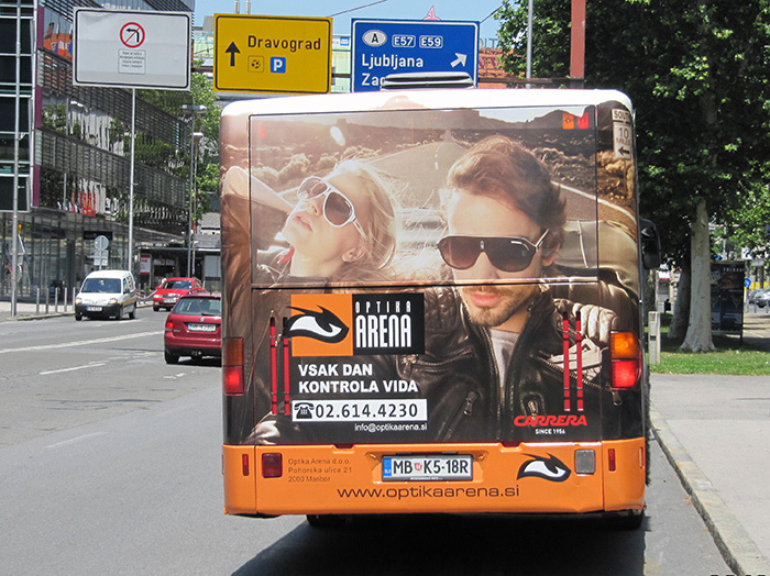 Oglaševanje na avtobusih | Sms Marketing d.o.o. | Oglas na zadnjem delu avtobusa - Optika Arena