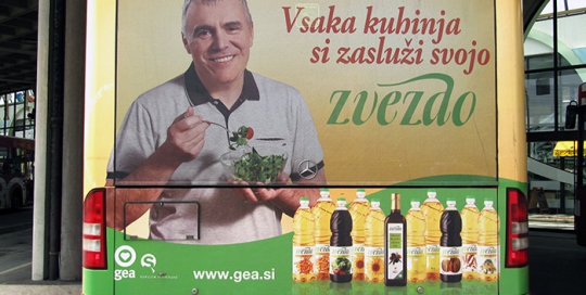 Werbung an Bussen | Sms Marketing d.o.o. | Werbung am hinteren Teil des Busses – Gea