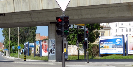 Oglaševanje na zunanjih oglasnih površinah | Sms Marketing d.o.o. | Oglas na jumbo plakatu - ece