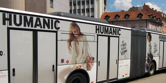 Oglaševanje na avtobusih | Sms Marketing d.o.o. | Oglas na avtobusu - celi avtobus - Humanic