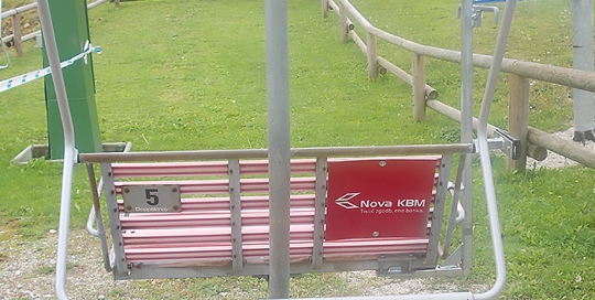 Oglaševanje na smučiščih | Sms Marketing d.o.o. | Oglas na sedežnici - KBM